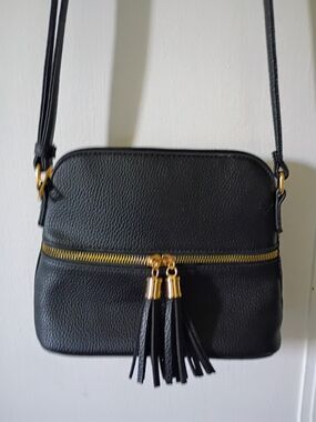 Black Pebbled Leather Crossbody with Gold Tassel Accents Size 9x8 Inches